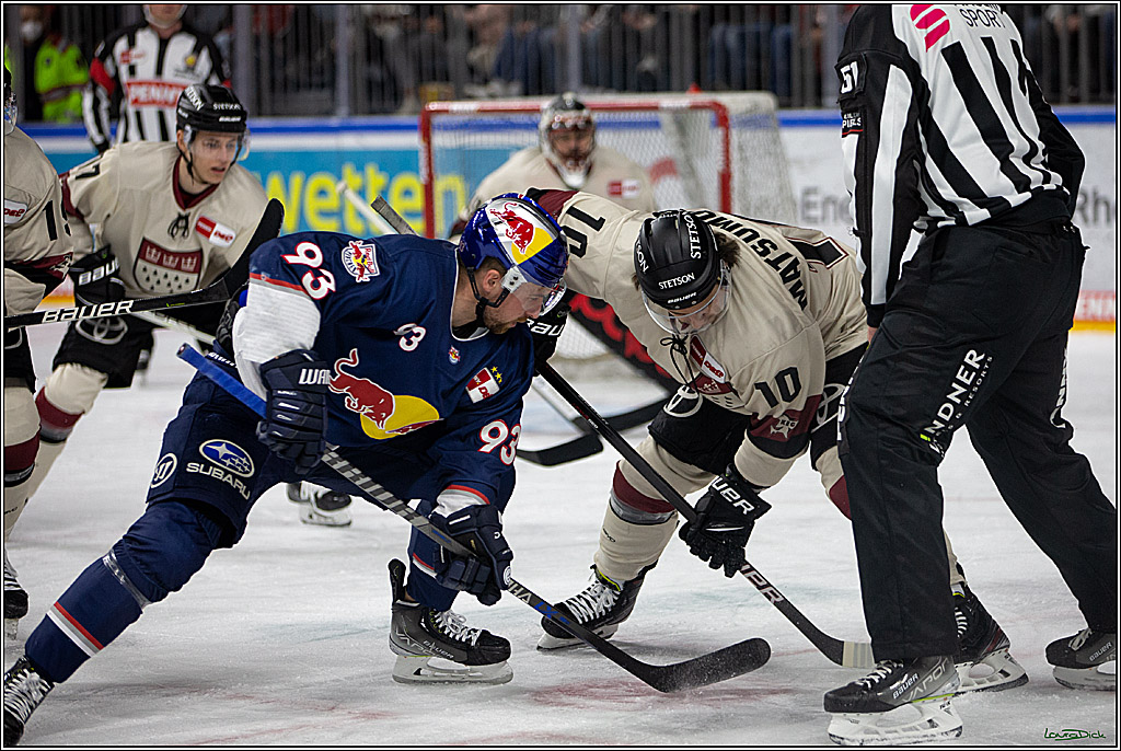 PENNY DEL; Koelner Haie - EHC Red Bull Muenchen; Koeln, 18.03.2022